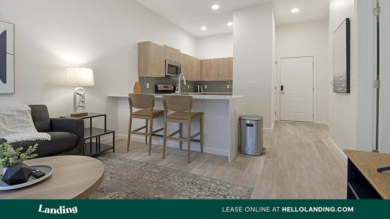 5256 International Dr. - Photo 5 of 50