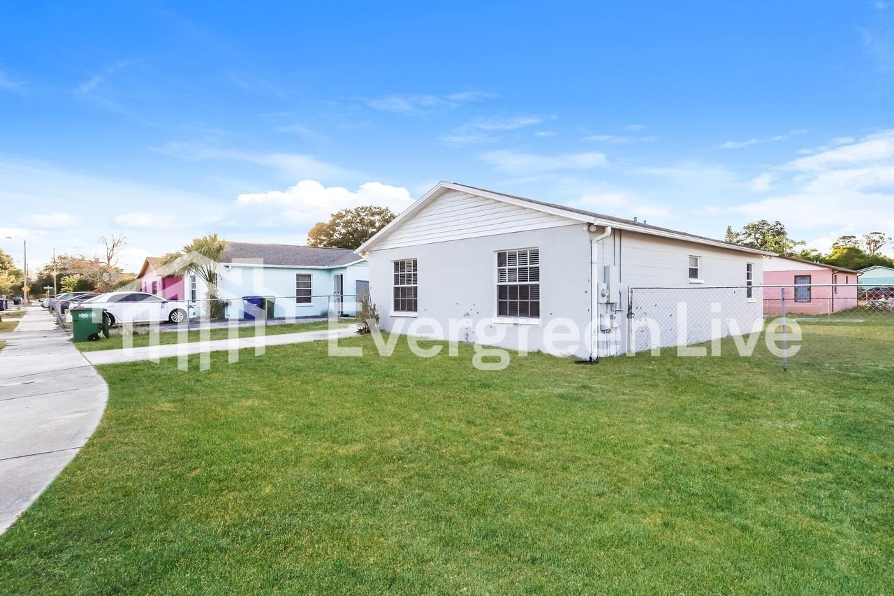 4518 E 26th Ave - Photo 5 of 21