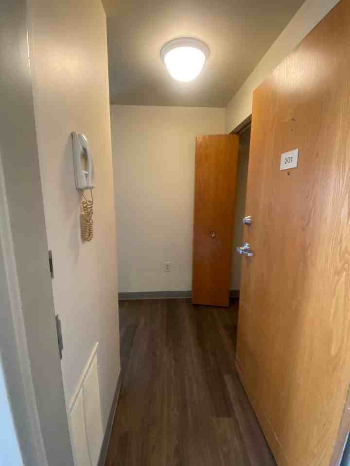 The Seminole Apartments a 55 and over community - Photo 2 of 11