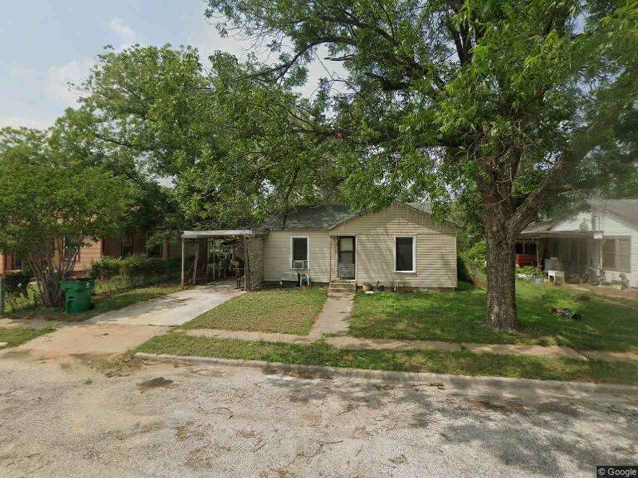 Darby Property Services Apartments 2001 Brady Ave, Brownwood, TX