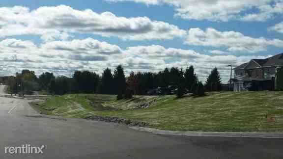 Brookside Commons Apartments 4155 Sprucewood Drive, Traverse City, MI