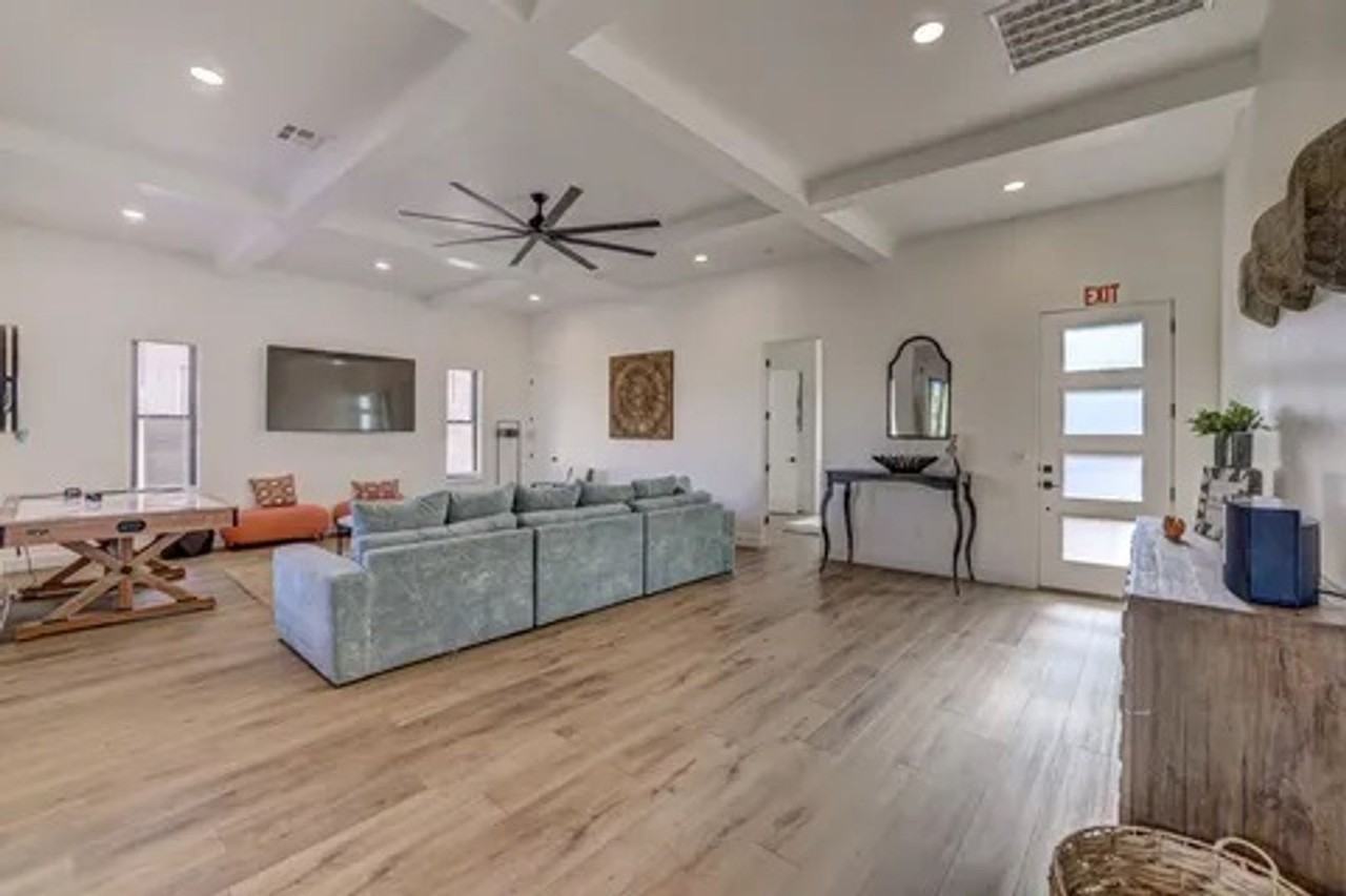 4968 W 3175 S - Photo 7 of 35