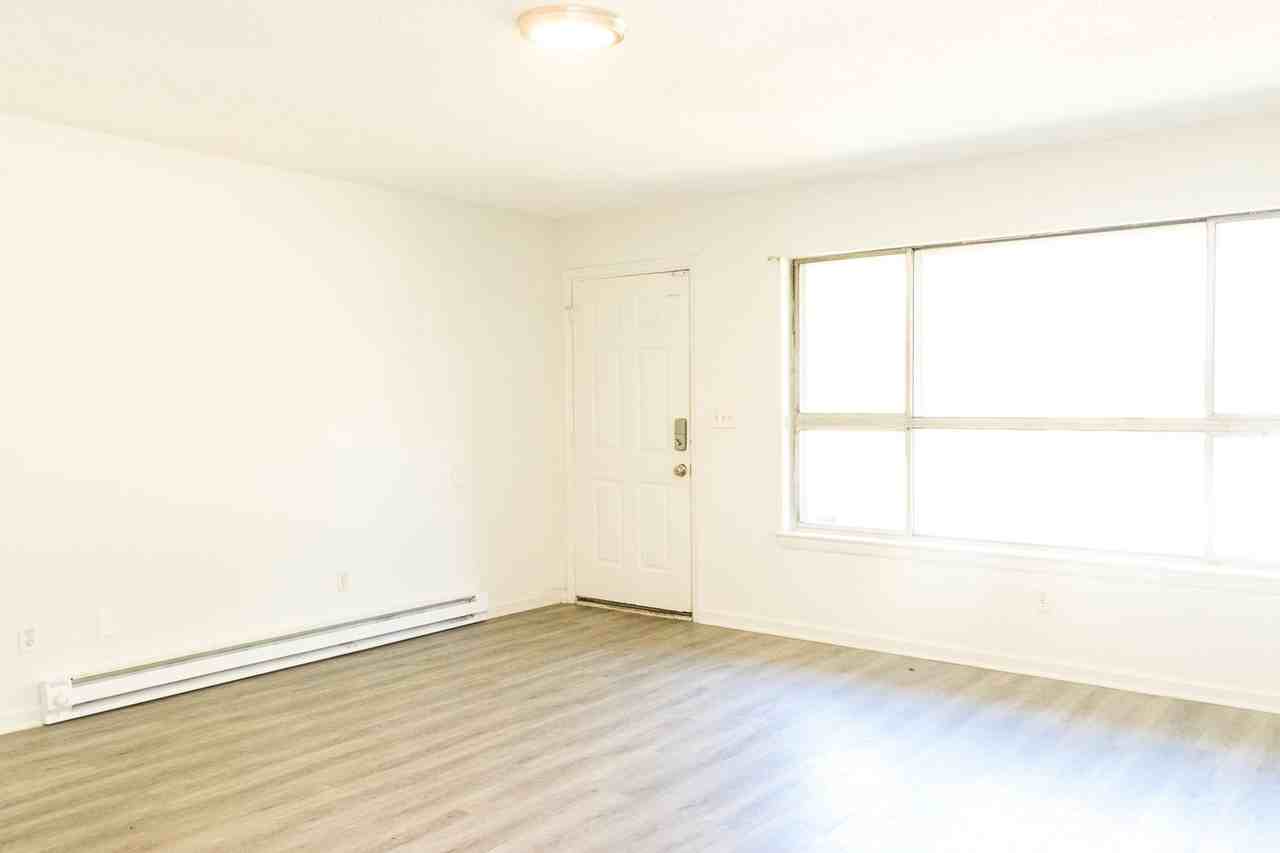 4041 Arbor Place Dr - Photo 3 of 14