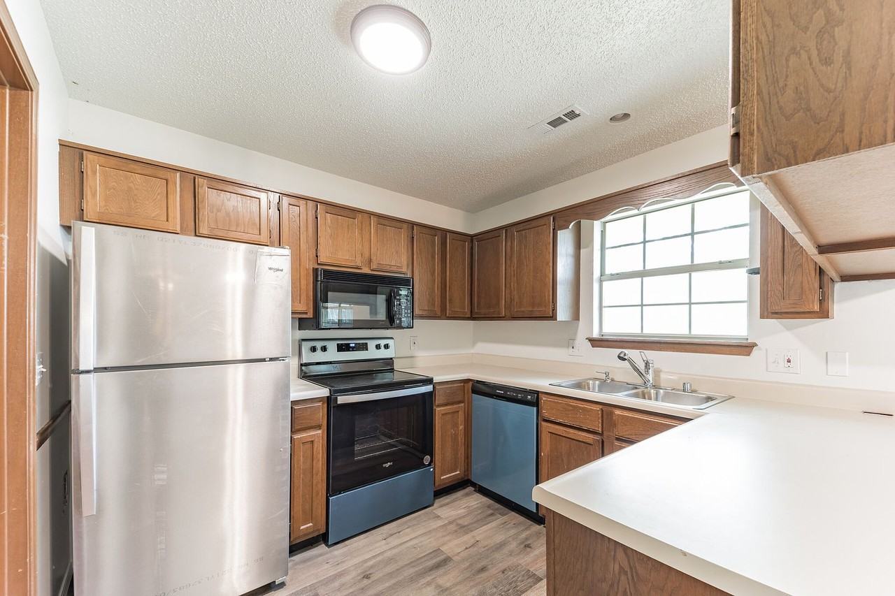 502 N 35th St - Photo 7 of 15