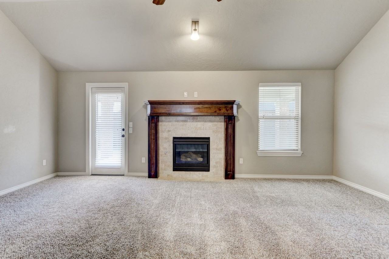 308 Stoneridge Dr - Photo 4 of 50
