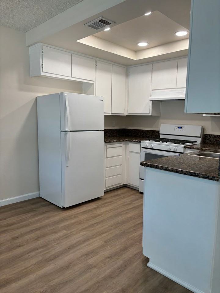 11480 Garnet Way #3 - Photo 4 of 5