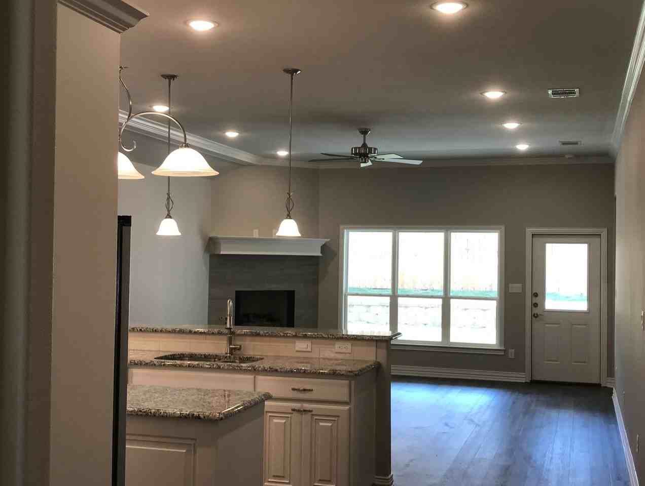 3429 Cottage Ct - Photo 4 of 31