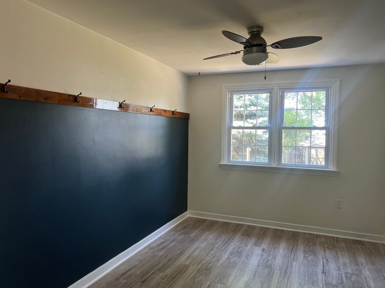 851 Fountain Ave - Photo 4 of 16