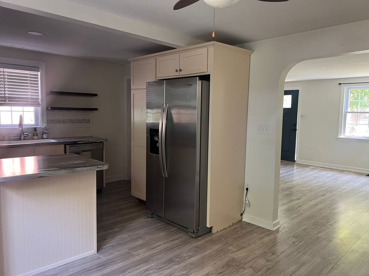 851 Fountain Ave - Photo 5 of 16