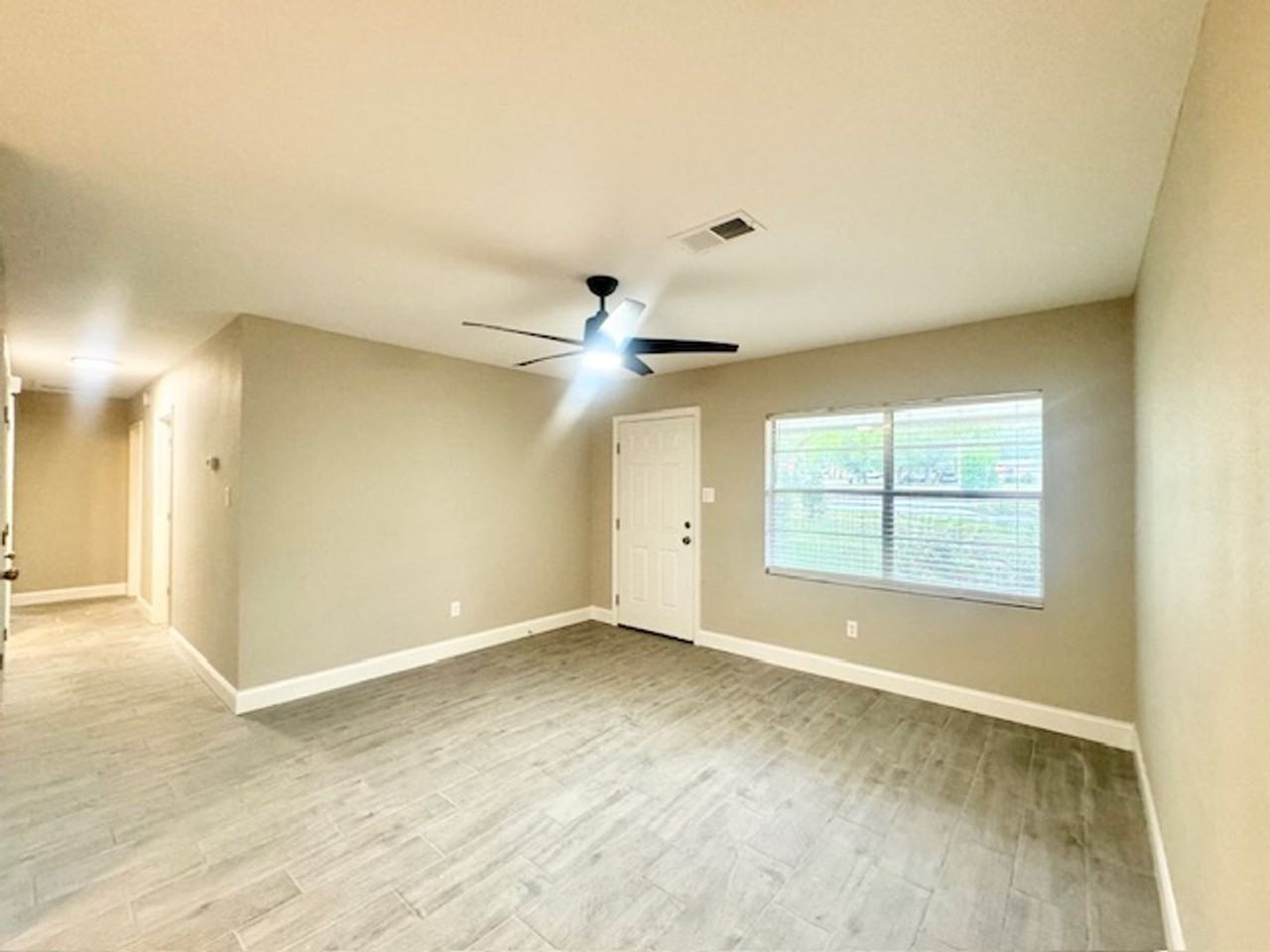 414 Davenport Ave - Photo 3 of 29