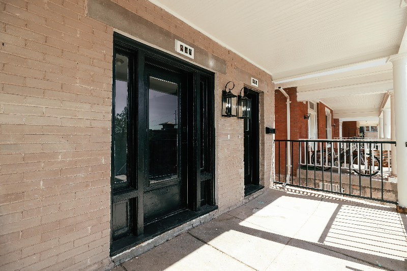 519 W Missouri Ave - Photo 2 of 24