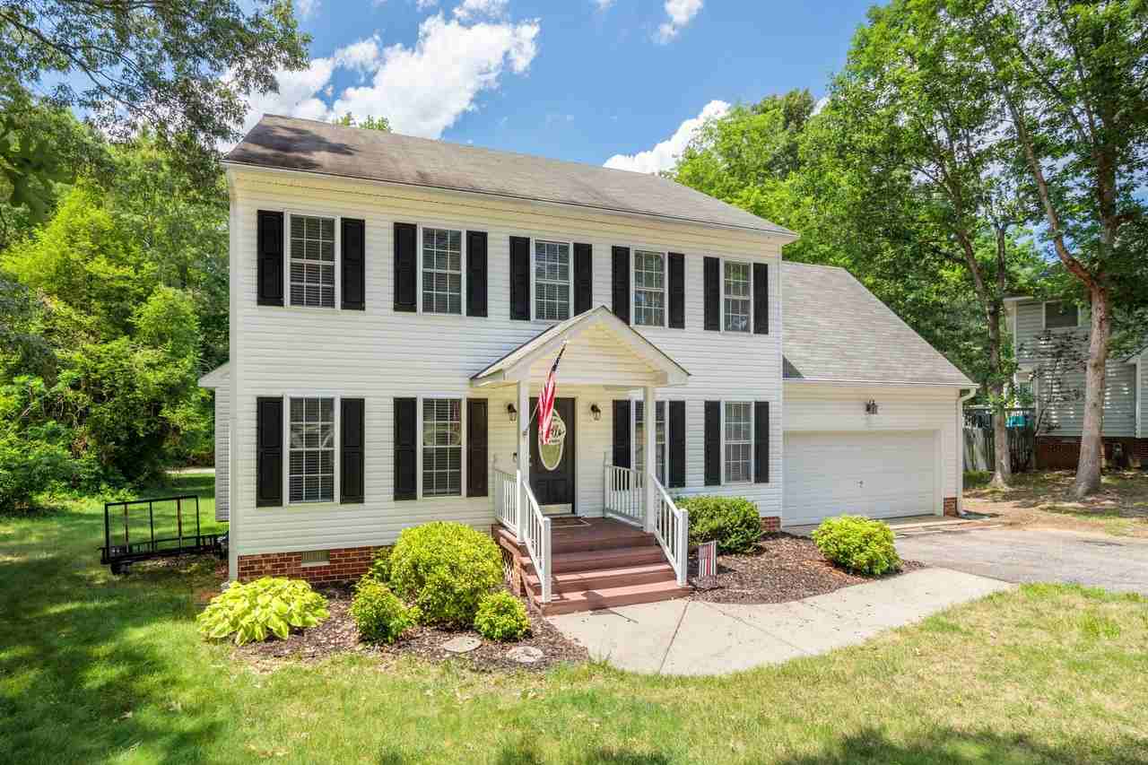 10302 Oakdell Dr - Photo 2 of 40