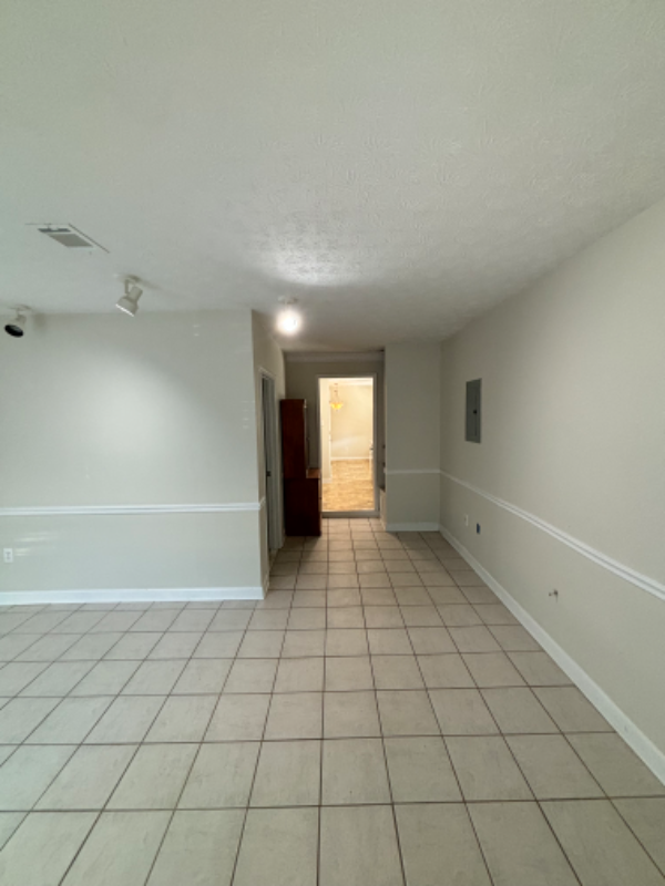 375 Peeks Crossing Dr - Photo 3 of 20