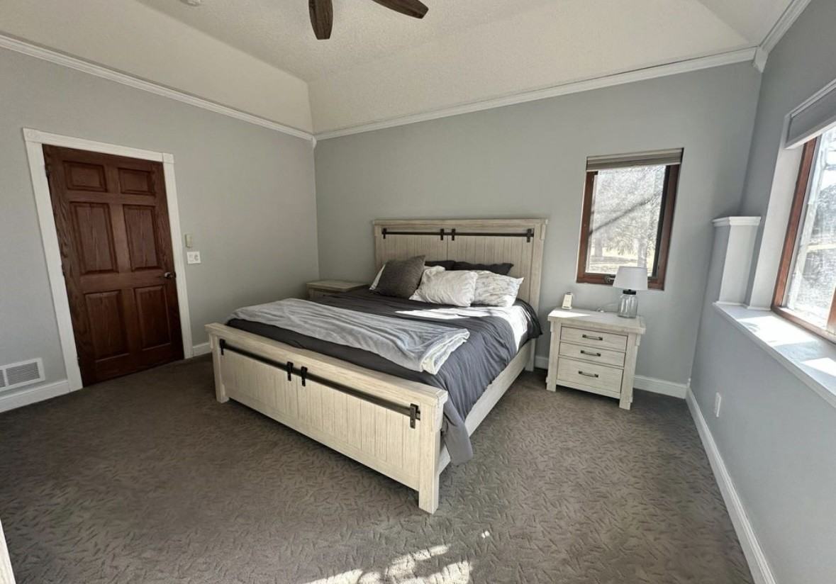 2330 Eastwood Cir #NA - Photo 3 of 22