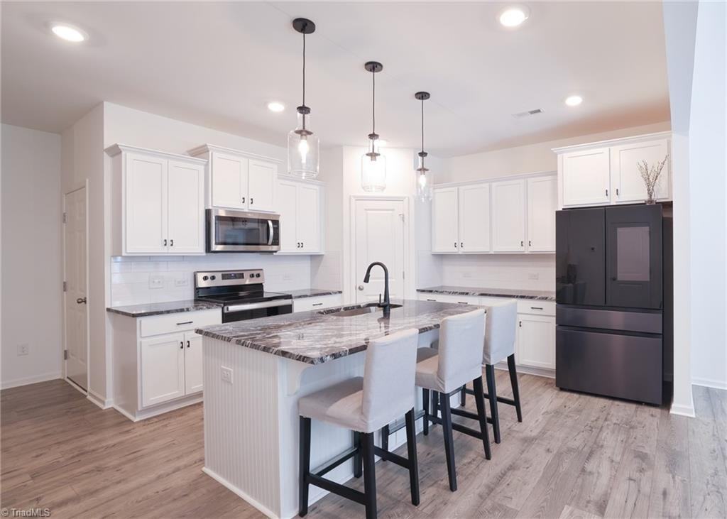 21 Stardust Trl #21 - Photo 3 of 13