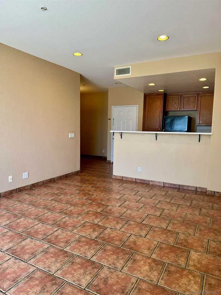 1760 E Palomar St #302 - Photo 3 of 12