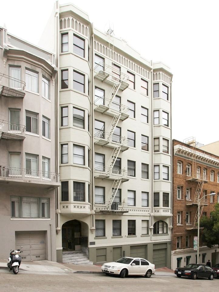 530 Stockton Street - Photo 2 of 3