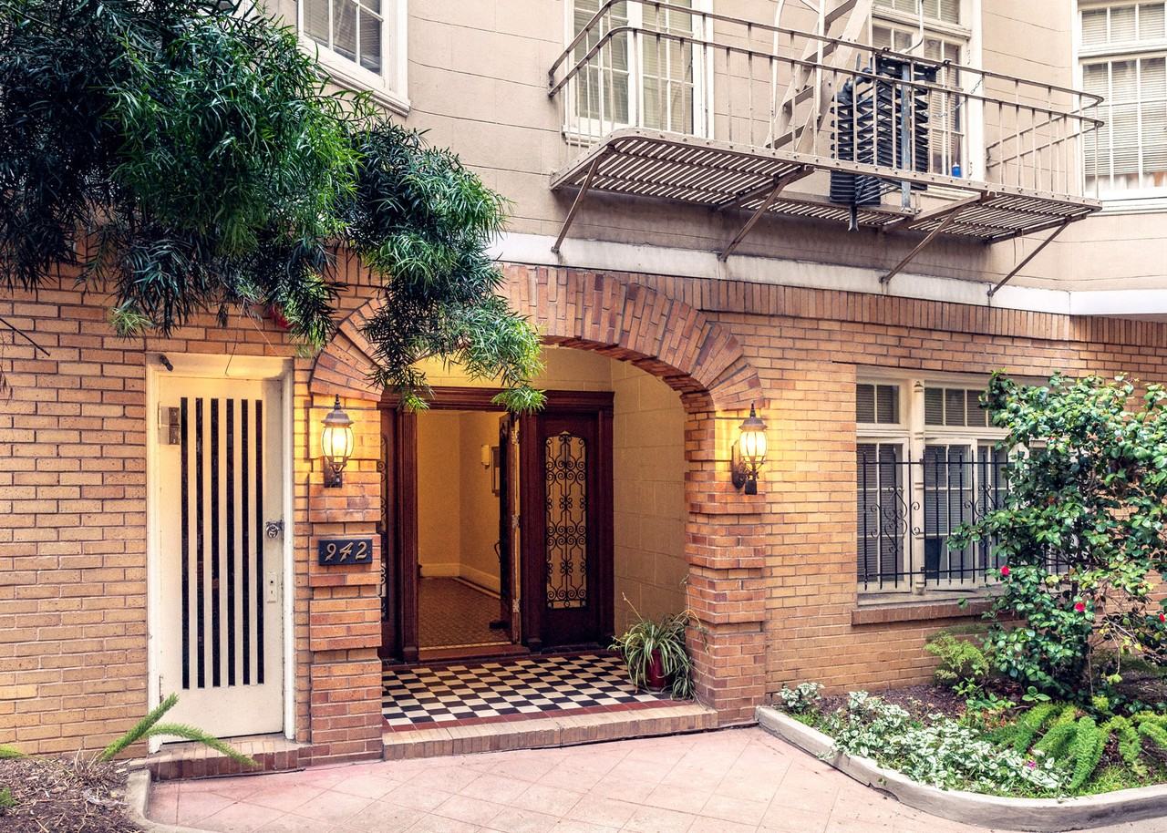 940 Hayes Street - Photo 2 of 4