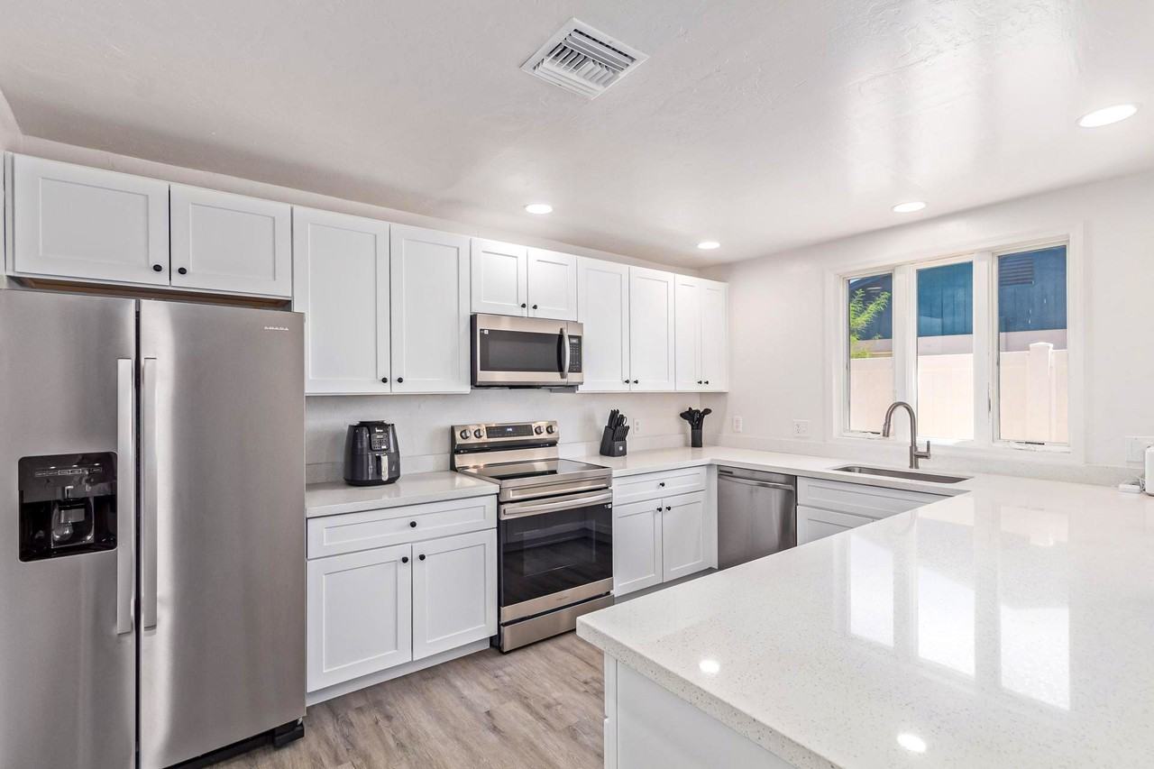 N Los Altos Dr - Photo 3 of 13