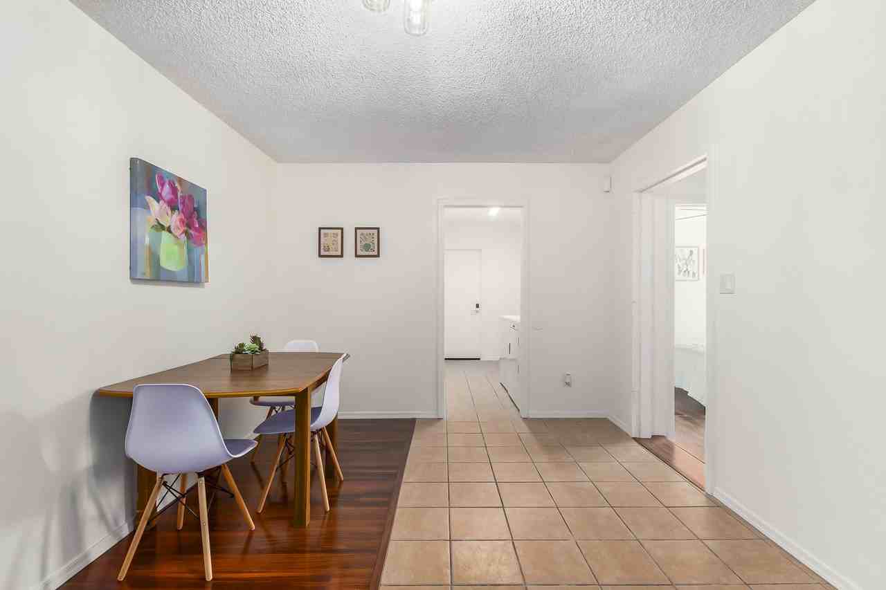 S Oracle - Photo 3 of 14