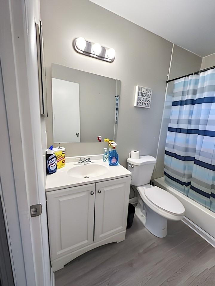 N Annette Ave - Photo 2 of 15