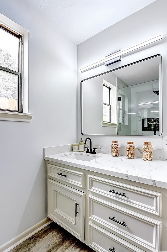 Grey Oaks Dr - Photo 2 of 13