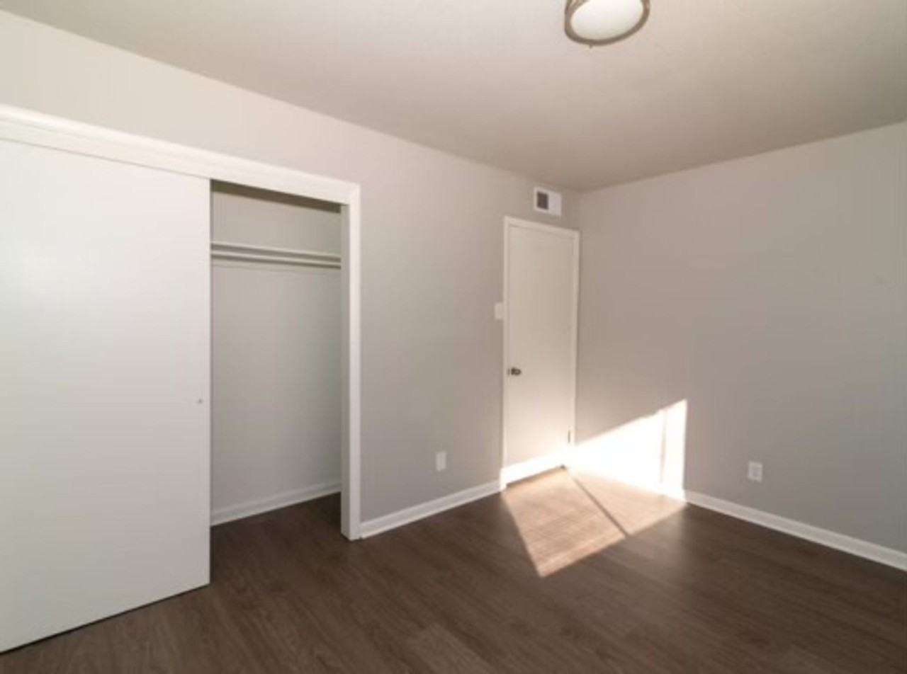 Rosewood Apartments - Photo 3 of 6