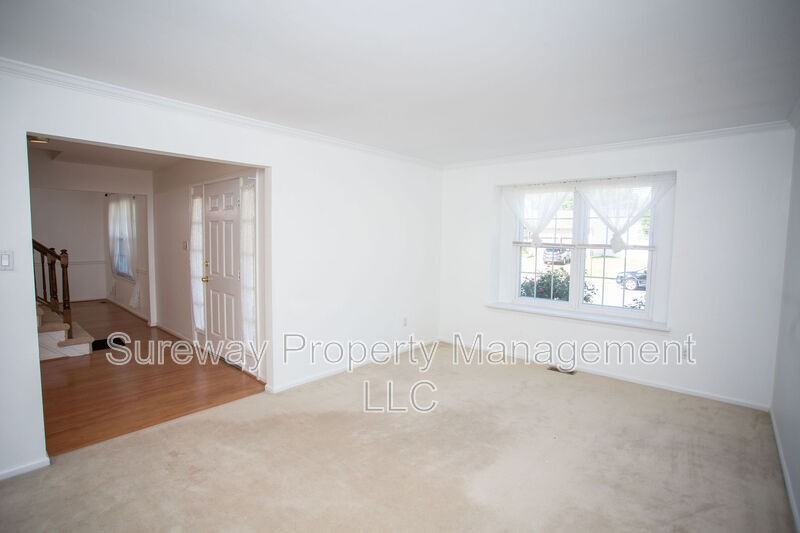 9 N Green Acre Dr - Photo 5 of 50