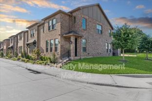 815 Ponds Edge Ln - Photo 1 of 1