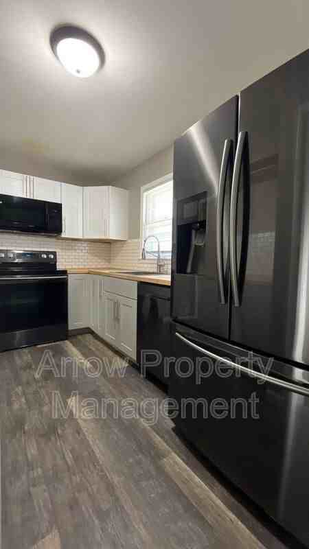 4115 Adams St - Photo 5 of 21