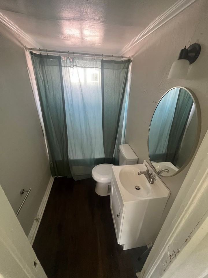 6736 W 25th St - Photo 2 of 6