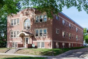 featured image of 812 Broadway N