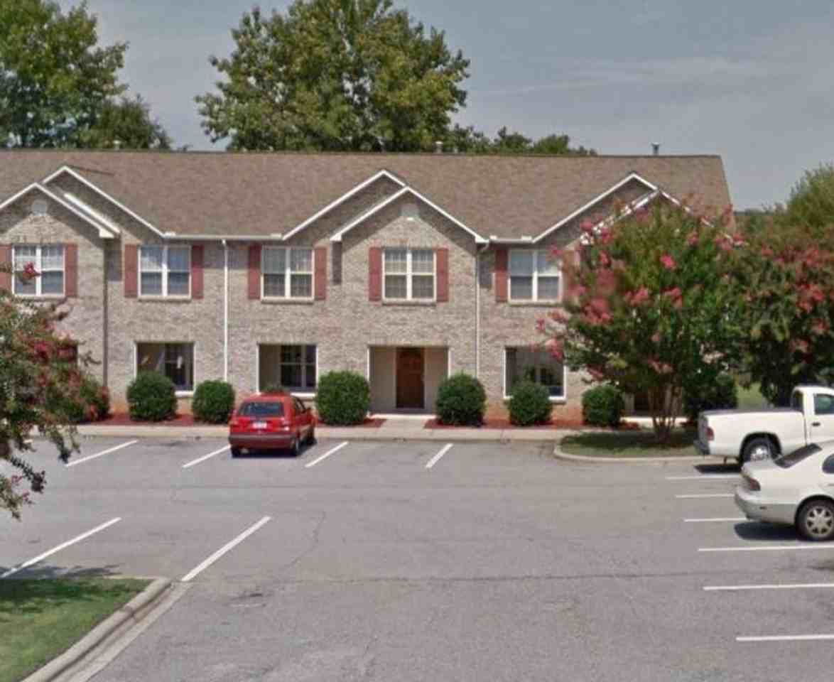 814 Maupin Ave - Photo 2 of 20