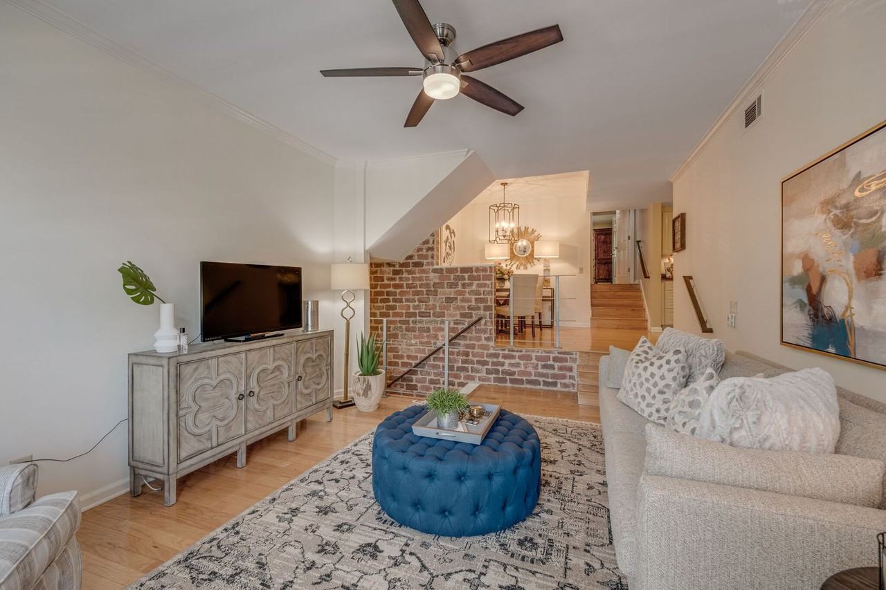 2007 Stokes Lane - Photo 2 of 26