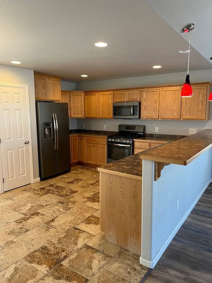 7451 Golden Trl - Photo 4 of 8