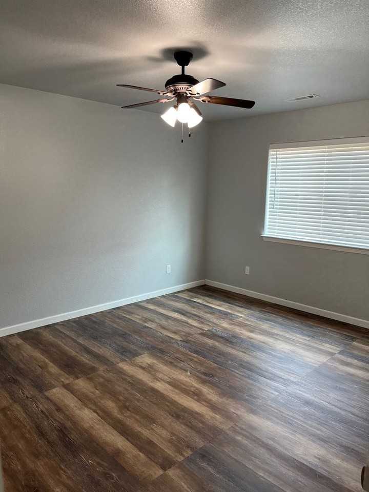7451 Golden Trl - Photo 5 of 8