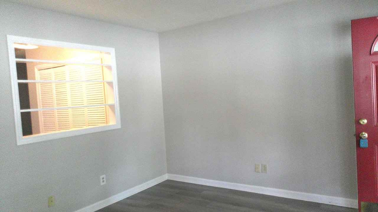 406 Spring Station Cir - Photo 3 of 17