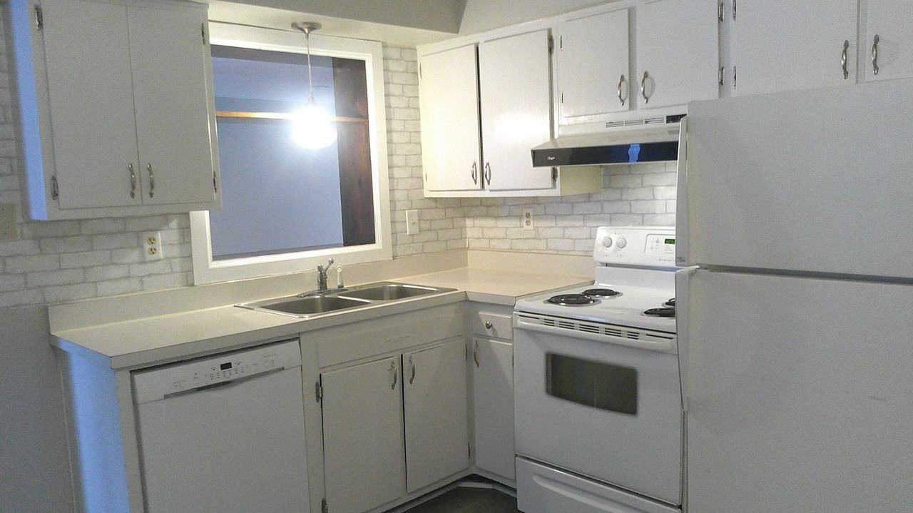 406 Spring Station Cir - Photo 6 of 18