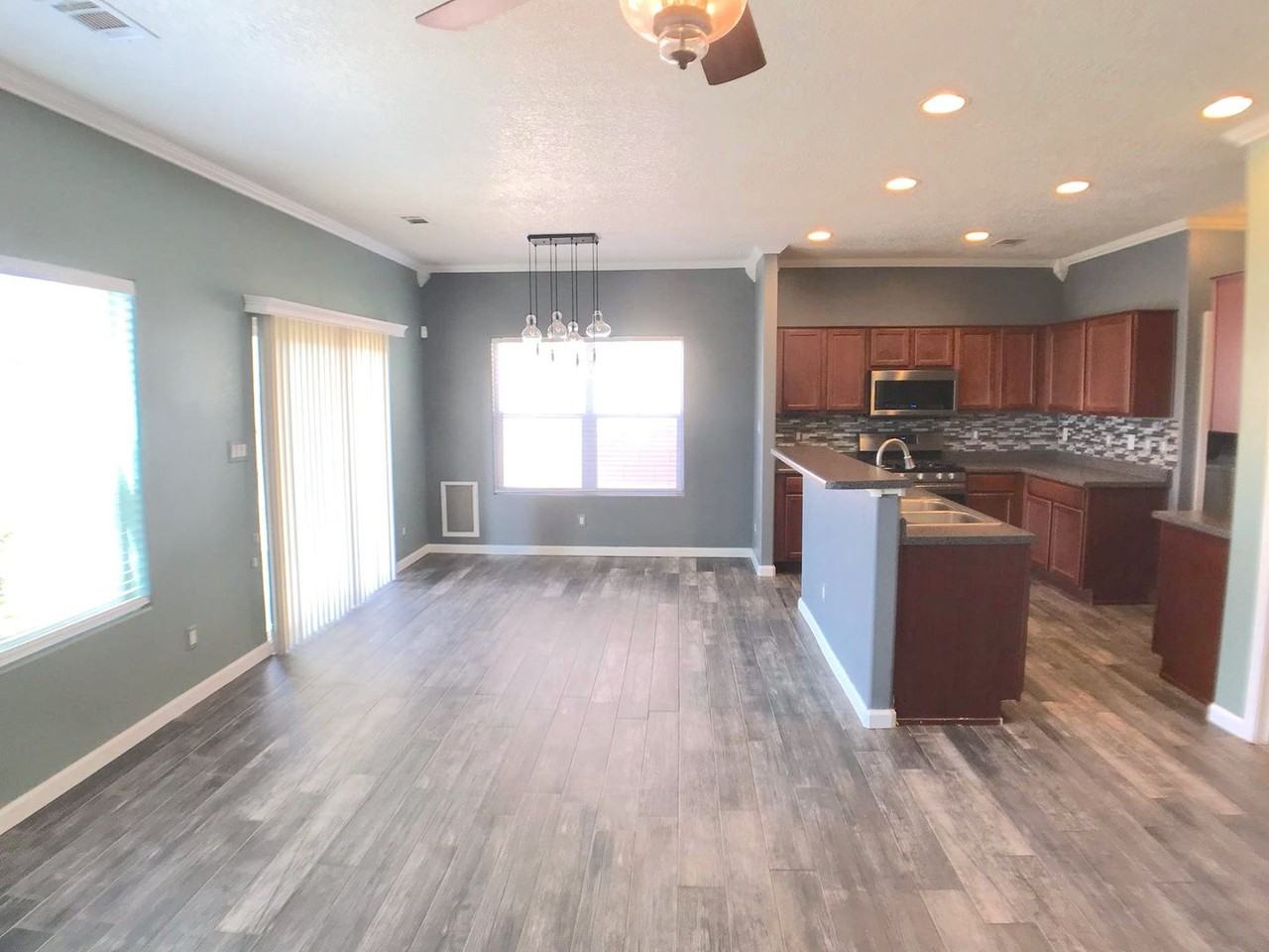 8704 Arkansas Rd Nw - Photo 5 of 21
