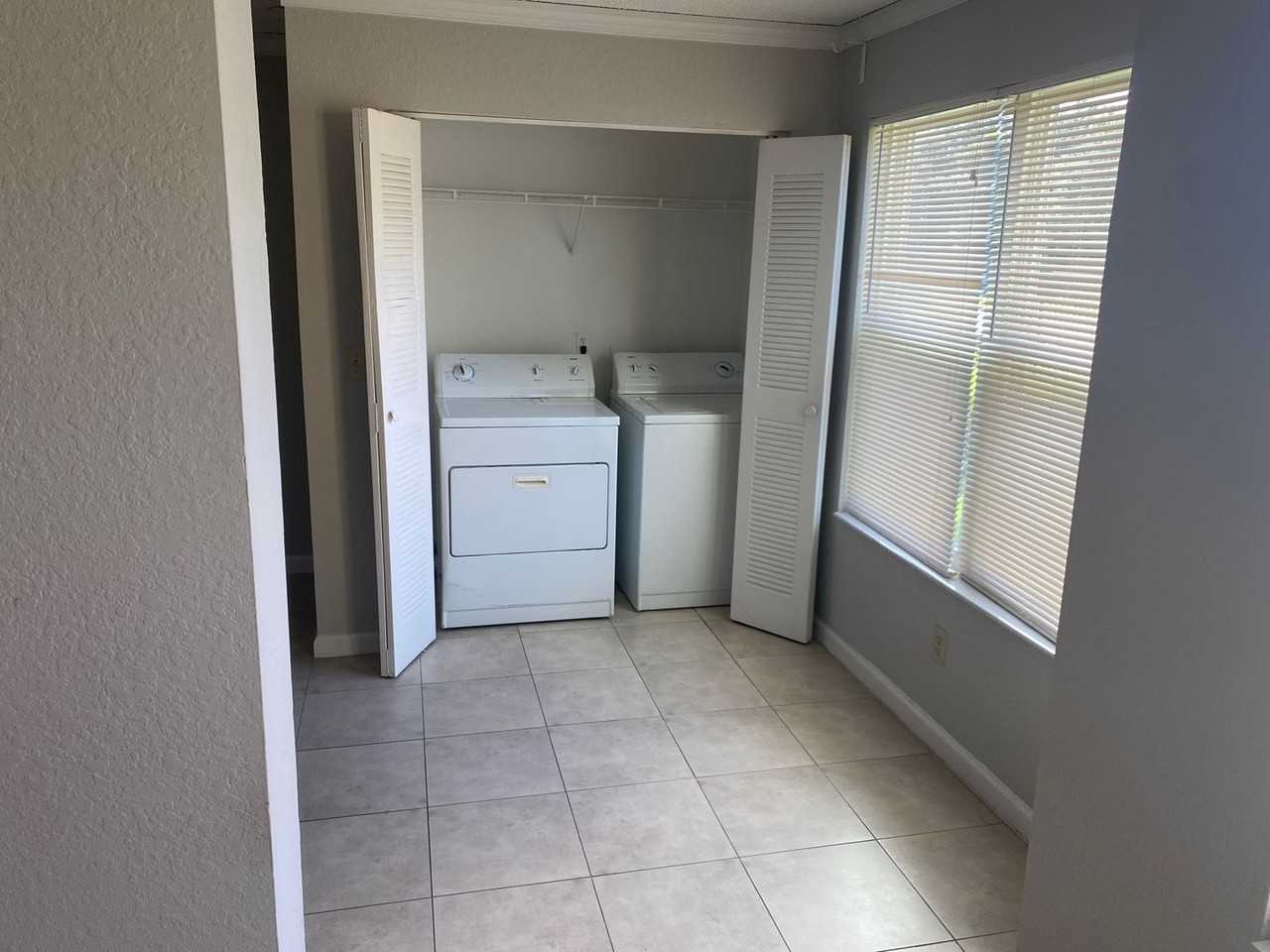 5773 Gatlin Ave #613 - Photo 3 of 7