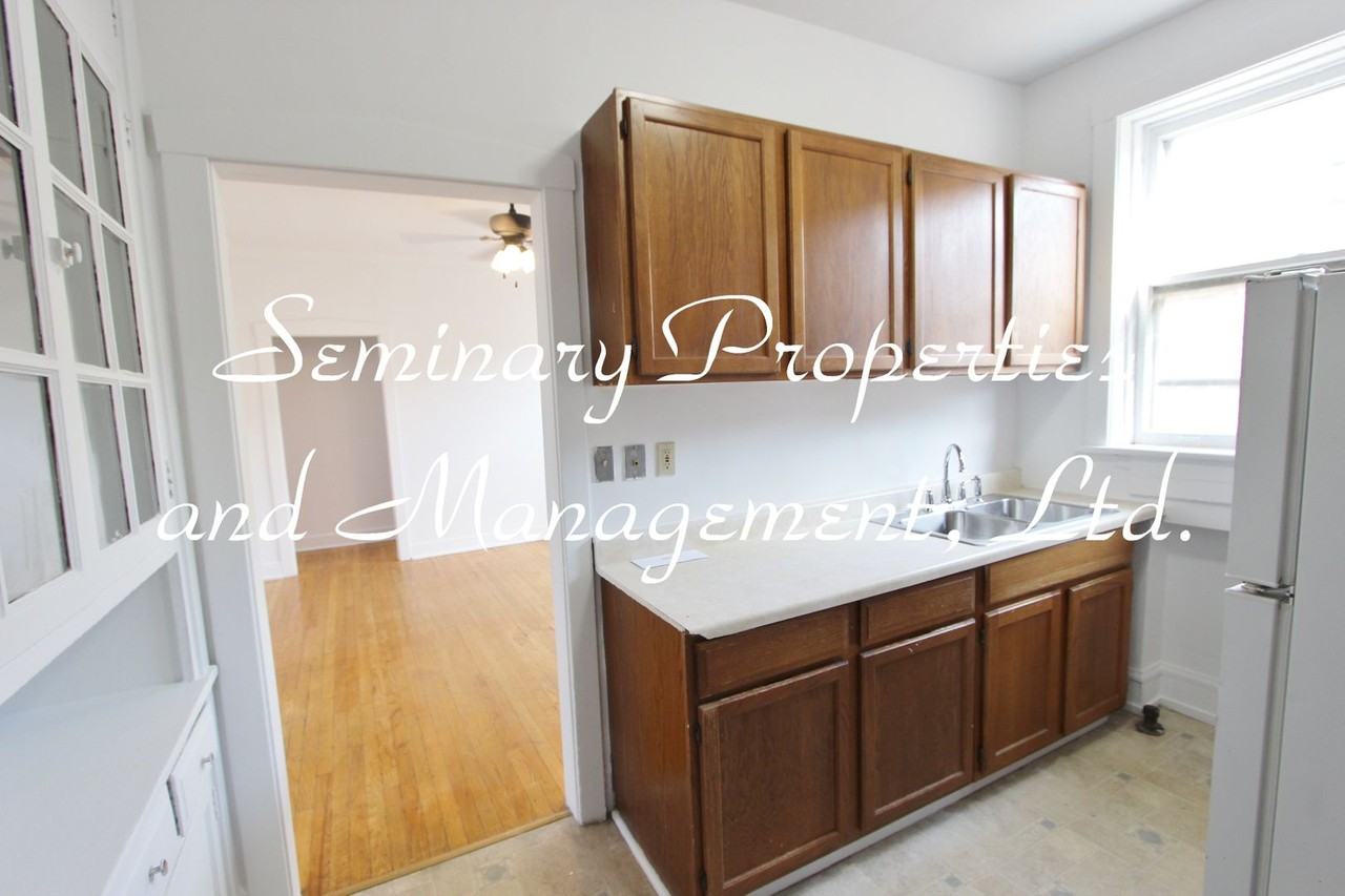 2305-11 W Wilson - Photo 3 of 40