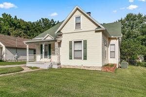 featured image of 732 S Main Ave