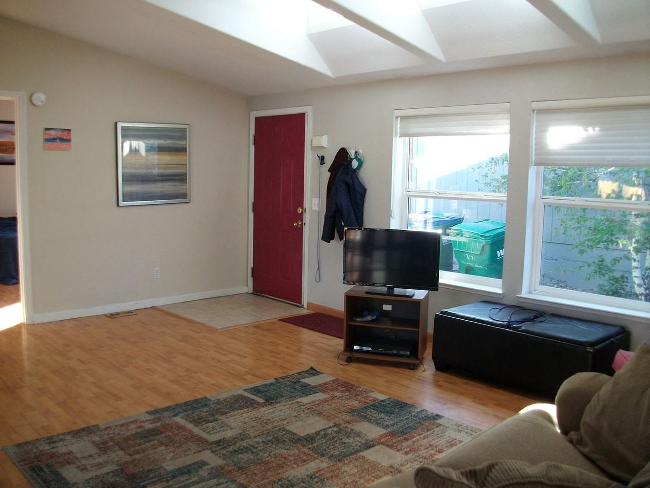 7671 Diamond Pointe Way - Photo 3 of 9