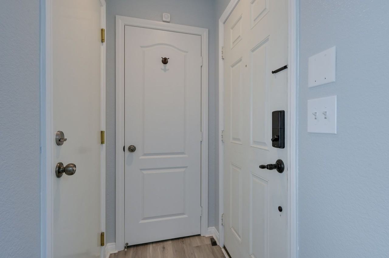 3917 Sweet Pine St #101 - Photo 4 of 50