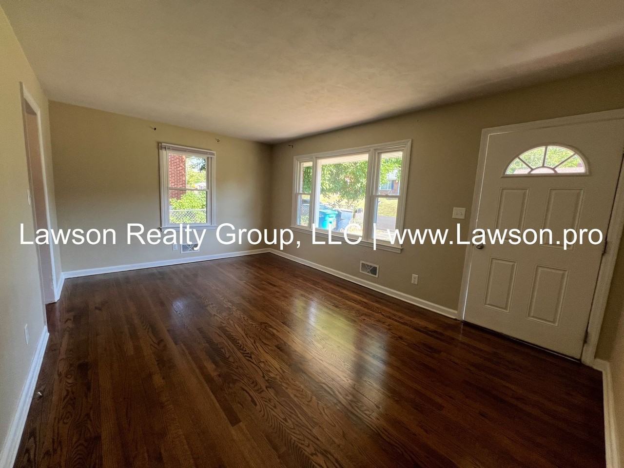 5238 Morwanda Ave Nw - Photo 6 of 30