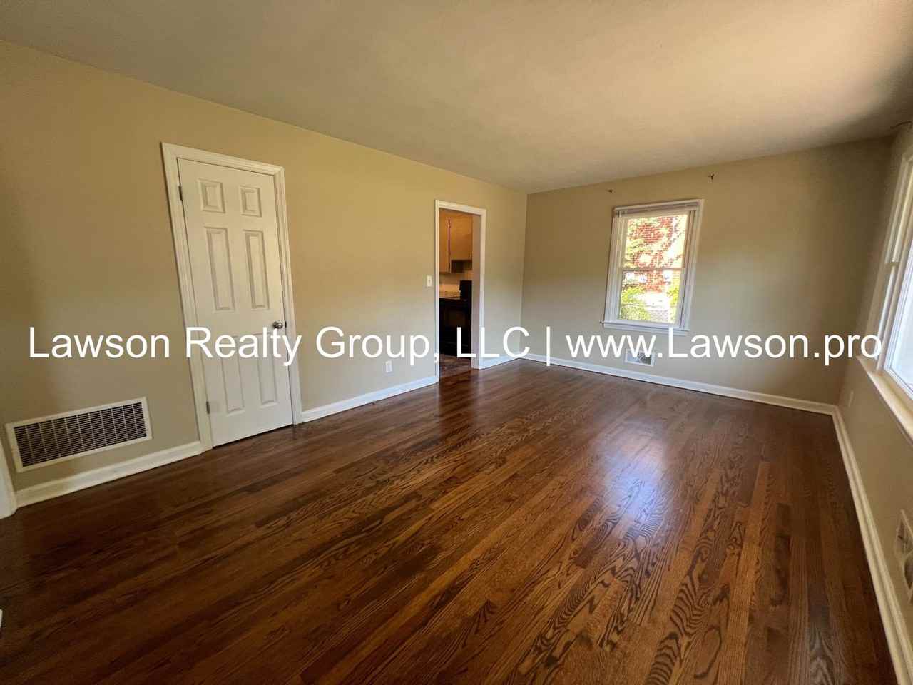 5238 Morwanda Ave Nw - Photo 7 of 30