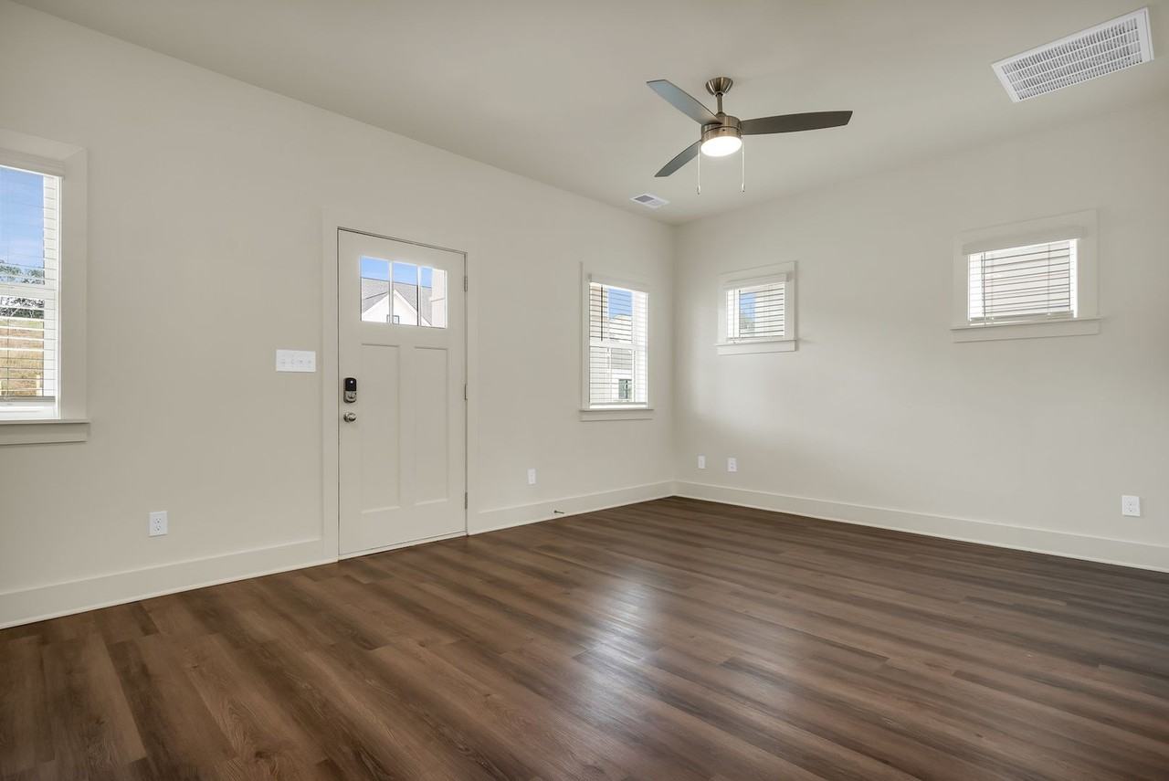 4039 Red Rock Pl - Photo 2 of 15