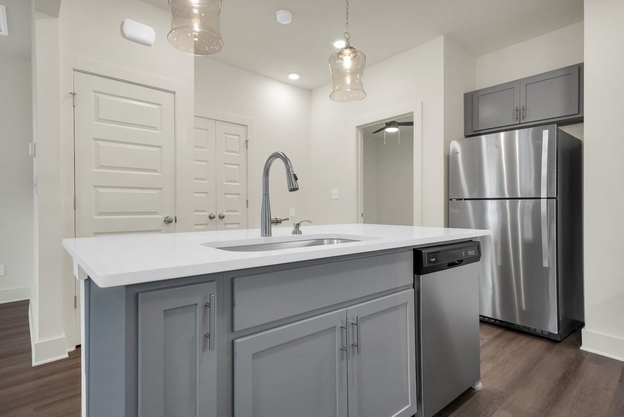 4039 Red Rock Pl - Photo 7 of 15