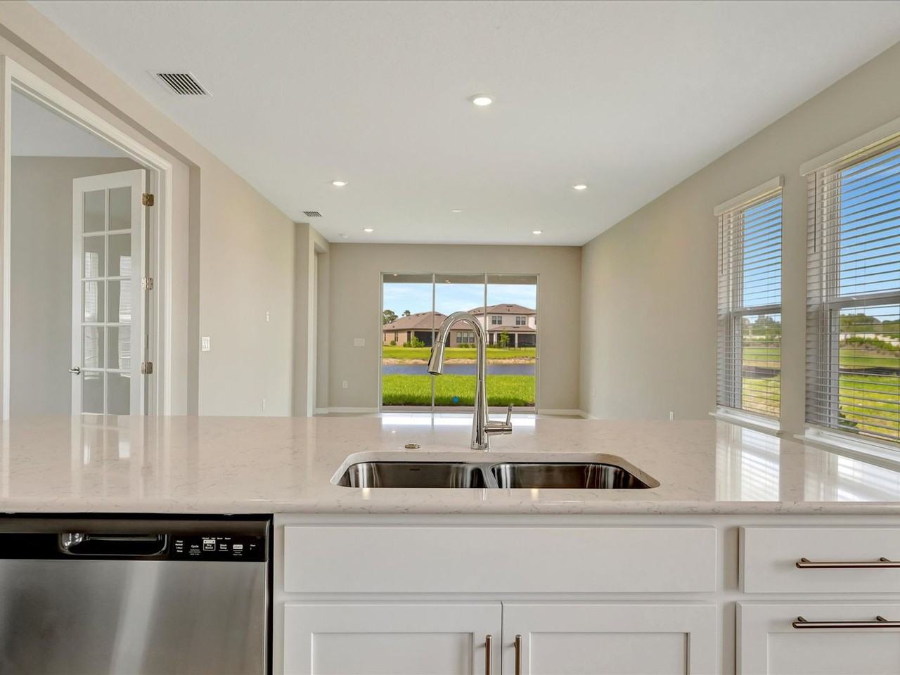 5682 Equator Ct - Photo 7 of 33