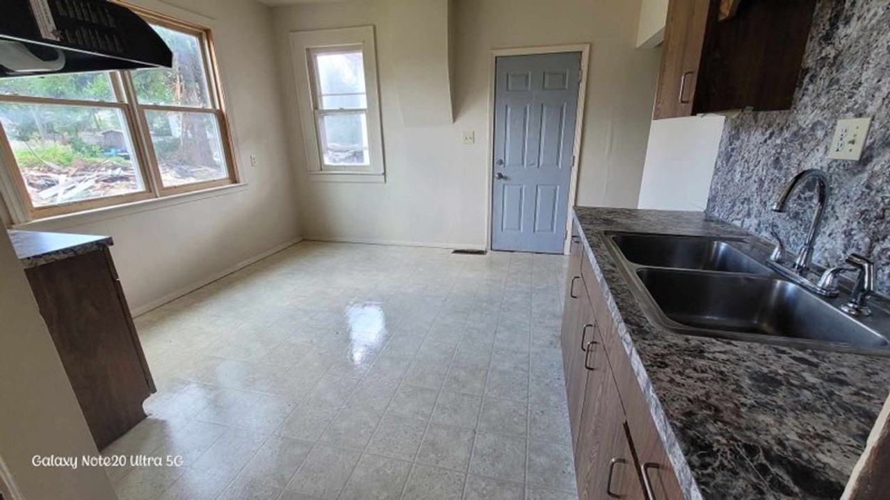 1333 Utah Street - Photo 3 of 10